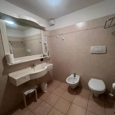 Dei Forti Szálloda Malcesine